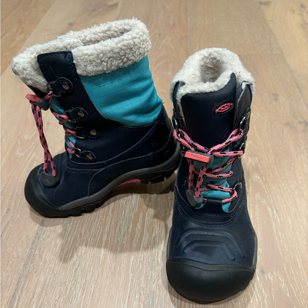 Keen Basin WP winter boot